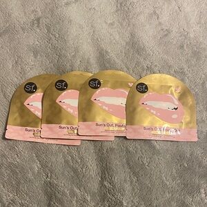 Gold foil  Lip Masks